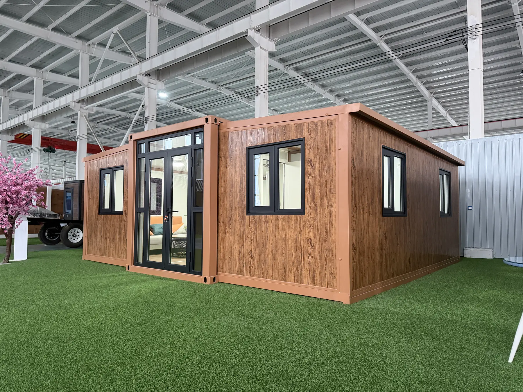 20ft expandable container house with wood-look exterior panels